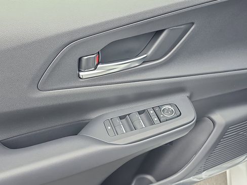 New 2026 Toyota Prius Plug-In Hybrid image 12