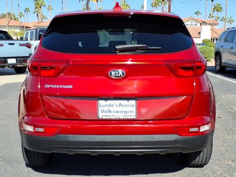 Used 2019 Kia Sportage LX image 6