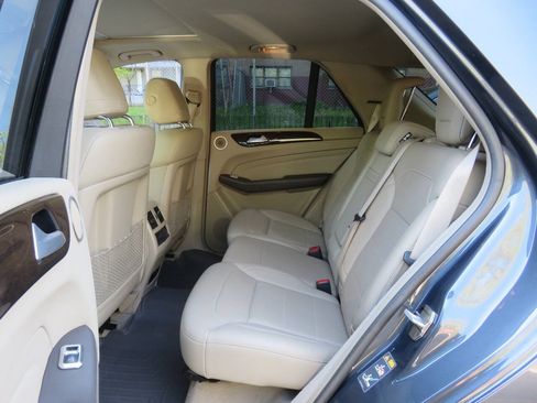 Used 2014 Mercedes-Benz ML 350 4MATIC image 20