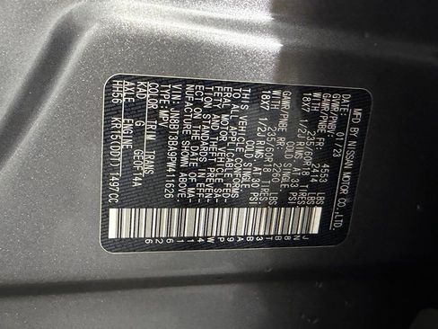 Used 2023 Nissan Rogue SV image 34