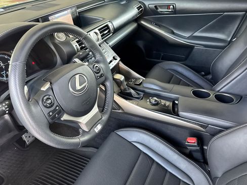 Used 2014 Lexus IS 350 w/ F Sport Package RWD image 11