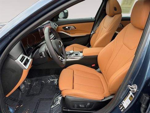 Used 2026 BMW M340i xDrive w/ Premium Package image 9