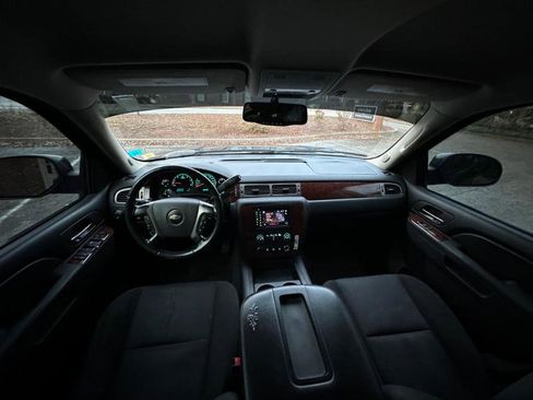 Used 2011 Chevrolet Tahoe LS w/ Convenience Package image 34