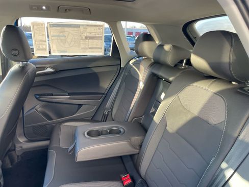 New 2026 Volkswagen Taos SE FWD image 45