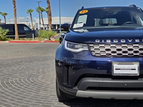 Used 2023 Land Rover Discovery S AWD/4WD image 10