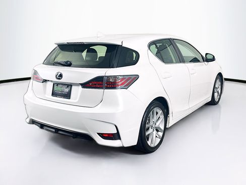 Used 2017 Lexus CT 200h w/ Navigation System Package FWD image 9