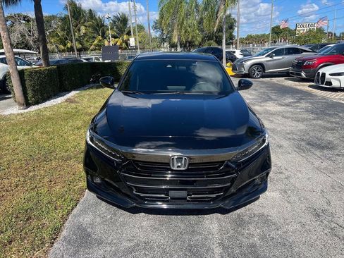 Used 2022 Honda Accord Sport image 3