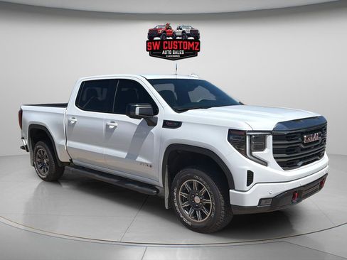 Used 2024 GMC Sierra 1500 AT4 w/ Technology Package AWD/4WD image 1