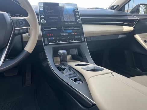 Used 2020 Toyota Avalon Limited w/ Advanced Safety Package FWD image 14