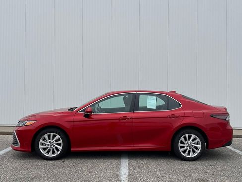 Used 2023 Toyota Camry LE w/ Convenience Package AWD/4WD image 2