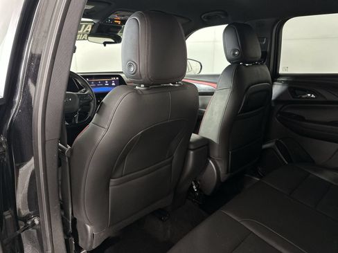 Used 2025 Chevrolet TrailBlazer RS AWD/4WD image 23