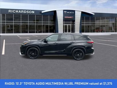 Used 2023 Toyota Highlander XSE