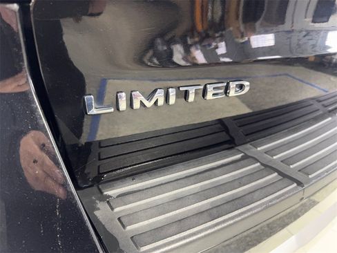 Used 2022 Ford Expedition Max Limited image 23