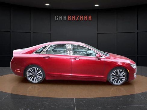 Used 2017 Lincoln MKZ Reserve image 3