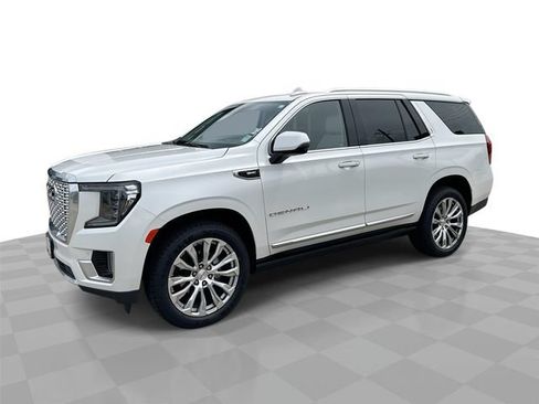 Certified 2023 GMC Yukon Denali RWD image 1