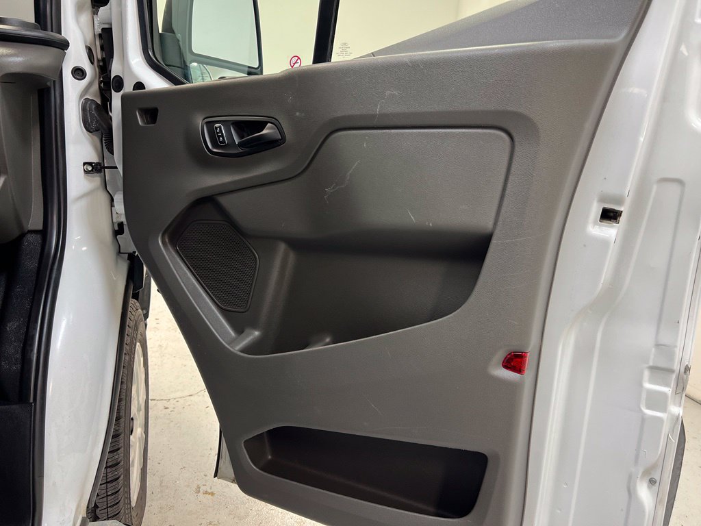 Used 2023 Ford Transit 250 Low Roof w/ Exterior Upgrade Package RWD image 27