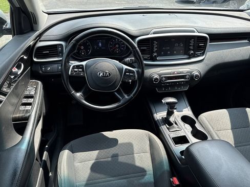 Used 2020 Kia Sorento LX w/ LX I4 Convenience Package AWD/4WD image 8