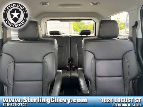 Used 2023 GMC Acadia SLT AWD/4WD image 13