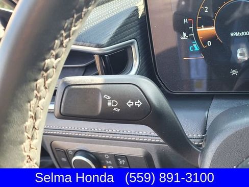 Used 2025 Ford Mustang Premium image 15