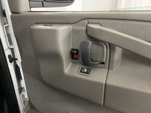 Used 2024 GMC Savana 2500 w/ Driver Convenience Package RWD image 24