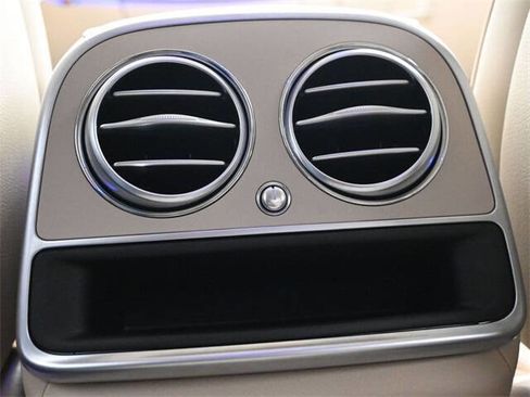 Used 2017 Mercedes-Benz S 550 4MATIC Sedan image 14