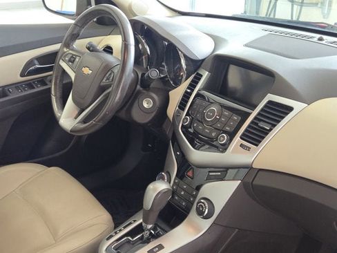 Used 2015 Chevrolet Cruze LT w/ RS Package image 6