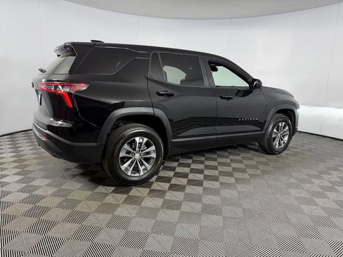 Used 2025 Chevrolet Equinox LT FWD image 8