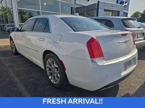 Used 2017 Chrysler 300 C Platinum w/ Safetytec Plus Group AWD/4WD image 5