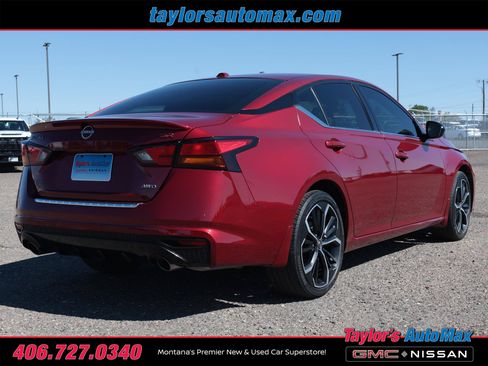 Used 2023 Nissan Altima 2.5 SR w/ SR Premium Package AWD/4WD image 4