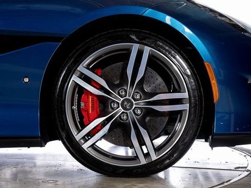 Certified 2019 Ferrari Portofino image 19