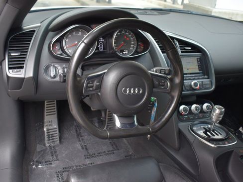 Used 2009 Audi R8 V8 w/ Premium Pkg AWD/4WD image 14
