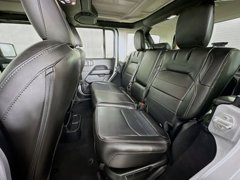 Used 2023 Jeep Wrangler Sahara w/ Cold Weather Group image 26