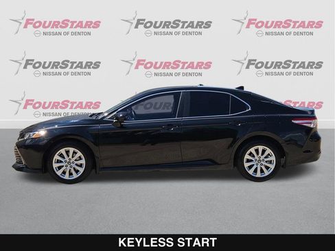 Used 2019 Toyota Camry LE FWD image 8