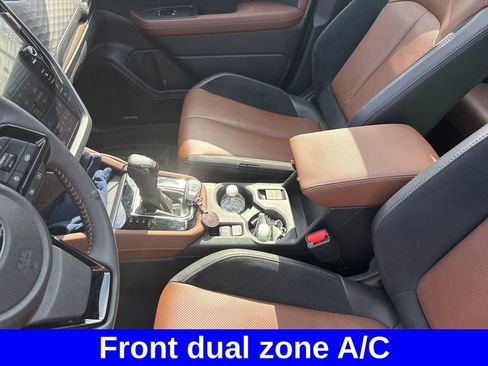 Used 2025 Subaru Forester Touring image 20