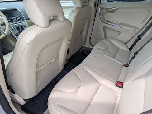 Used 2013 Volvo XC60 3.2 Premier AWD/4WD image 11