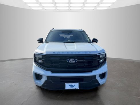 Used 2025 Ford Expedition Max Active image 2