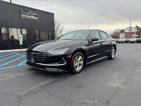 Used 2023 Hyundai Sonata SE image 1