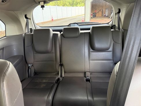 Used 2014 Honda Odyssey EX-L image 16