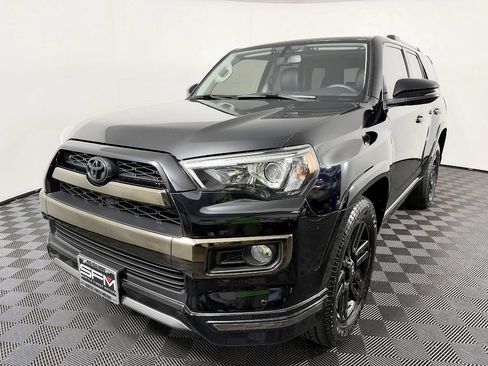 Used 2019 Toyota 4Runner Limited AWD/4WD image 3