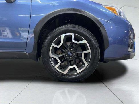 Used 2017 Subaru Crosstrek 2.0i Premium w/ Popular Package #1 AWD/4WD image 60
