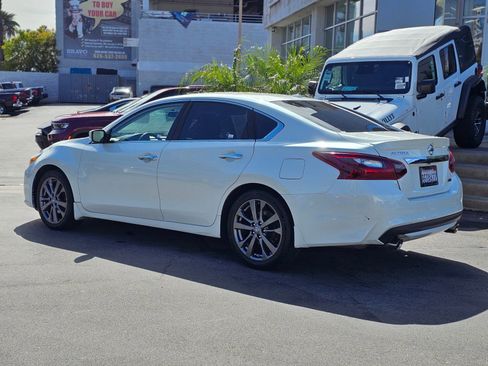 Used 2018 Nissan Altima 2.5 SR w/ SR Special Edition image 5