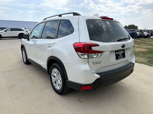 Used 2021 Subaru Forester AWD/4WD image 4