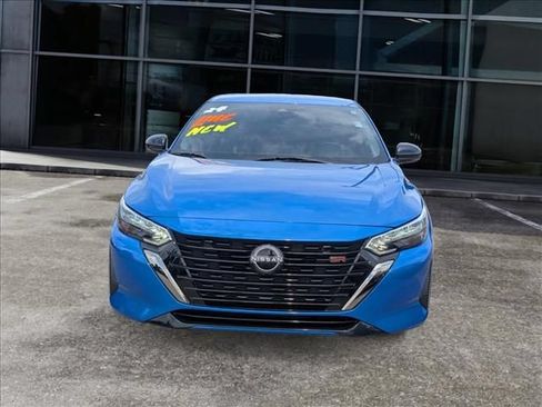 Used 2024 Nissan Sentra SR FWD image 3