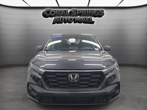 Used 2025 Honda CR-V LX image 2
