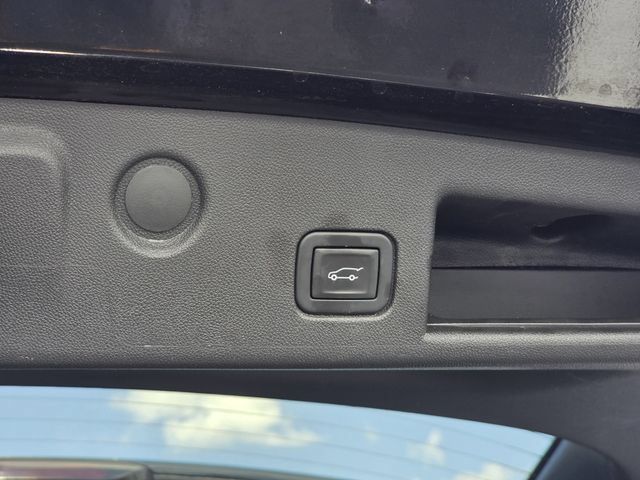 Used 2024 Chevrolet Equinox LT FWD image 27