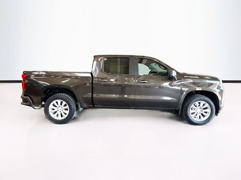 Used 2021 Chevrolet Silverado 1500 Custom image 5