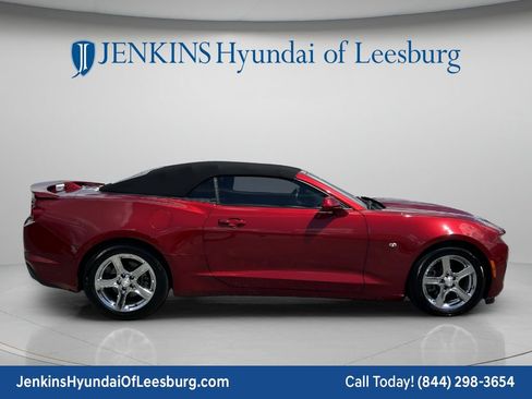 Used 2024 Chevrolet Camaro LT w/ Technology Package RWD image 4