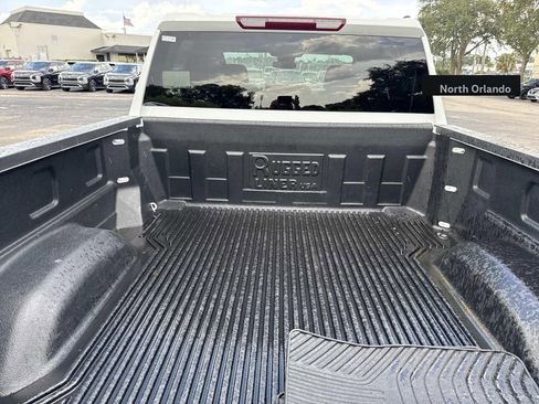 Used 2024 Chevrolet Silverado 2500 LT image 5