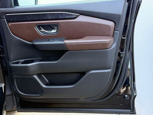 Used 2023 Honda Pilot Elite image 50