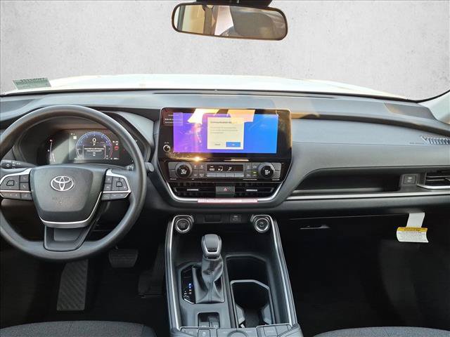 New 2026 Toyota Grand Highlander FWD image 14